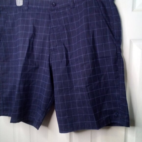 Hang Ten Shorts Men 40 Casual Plaid Blue - Picture 7 of 12